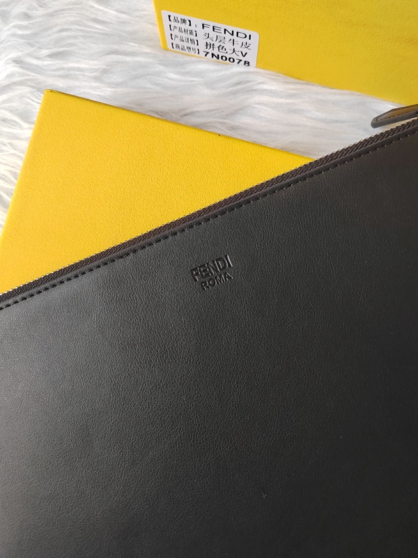 超激安ブランド財布偽物素材ディテール